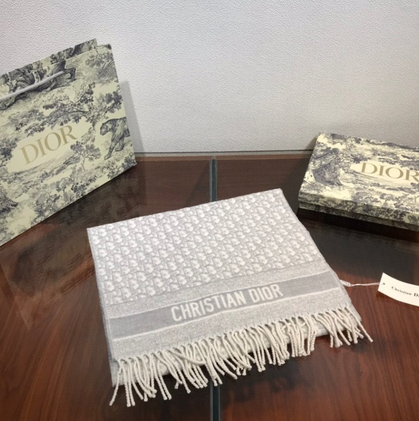 Versatile Monogram Jacquard Fringe Scarf mysite