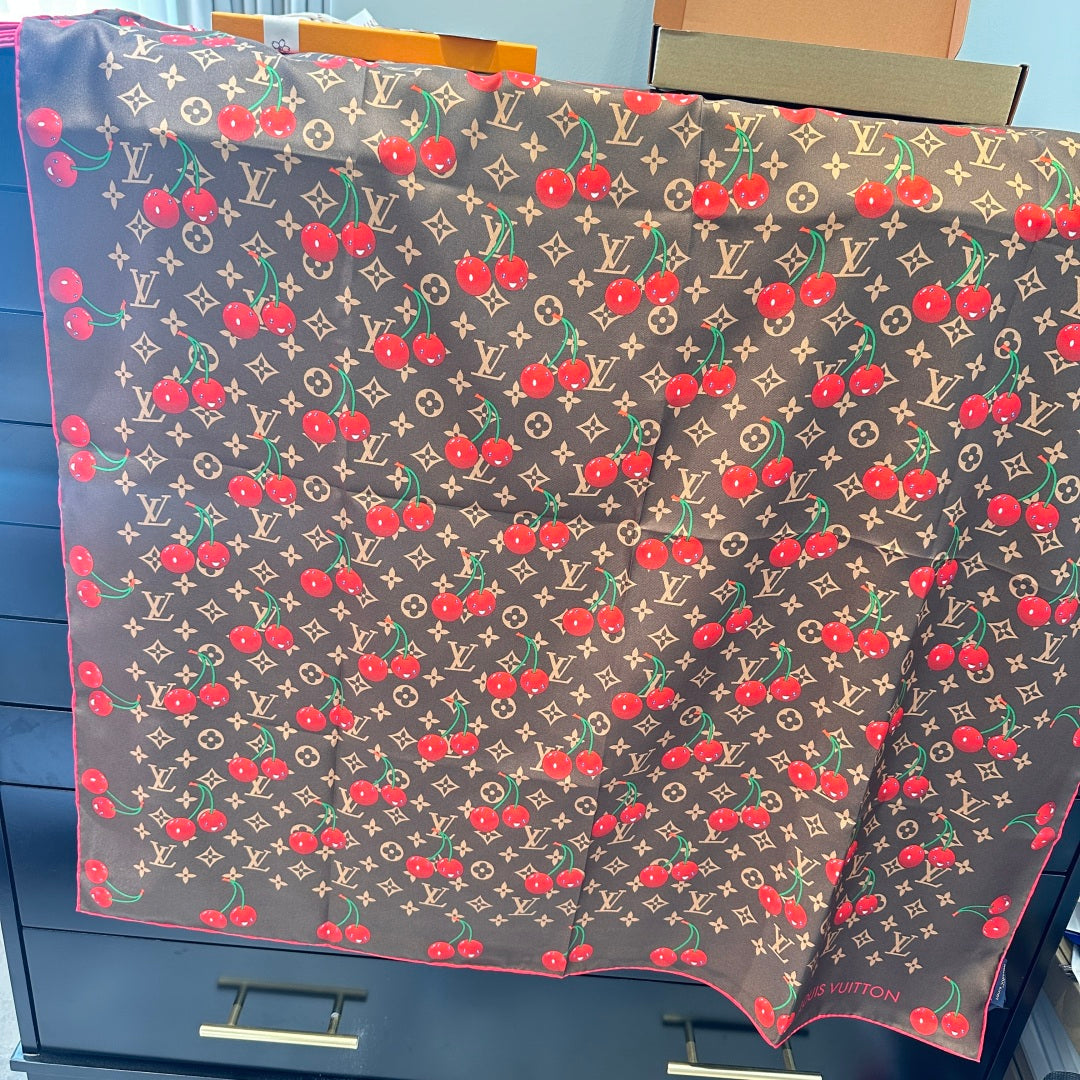 Cherry pattern square silk scarf mysite