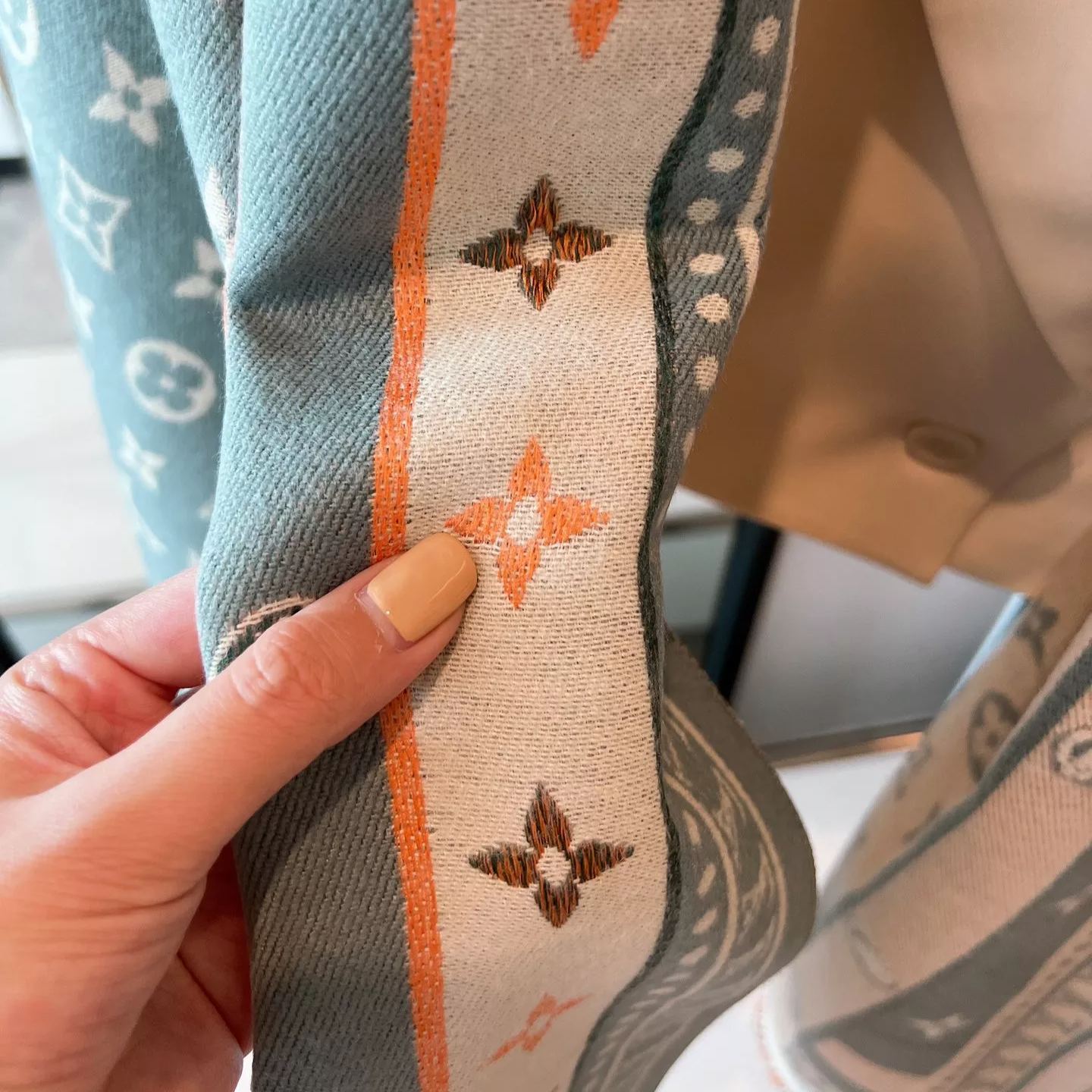 On-trend Full Monogram Cashmere Scarf Shawl mysite