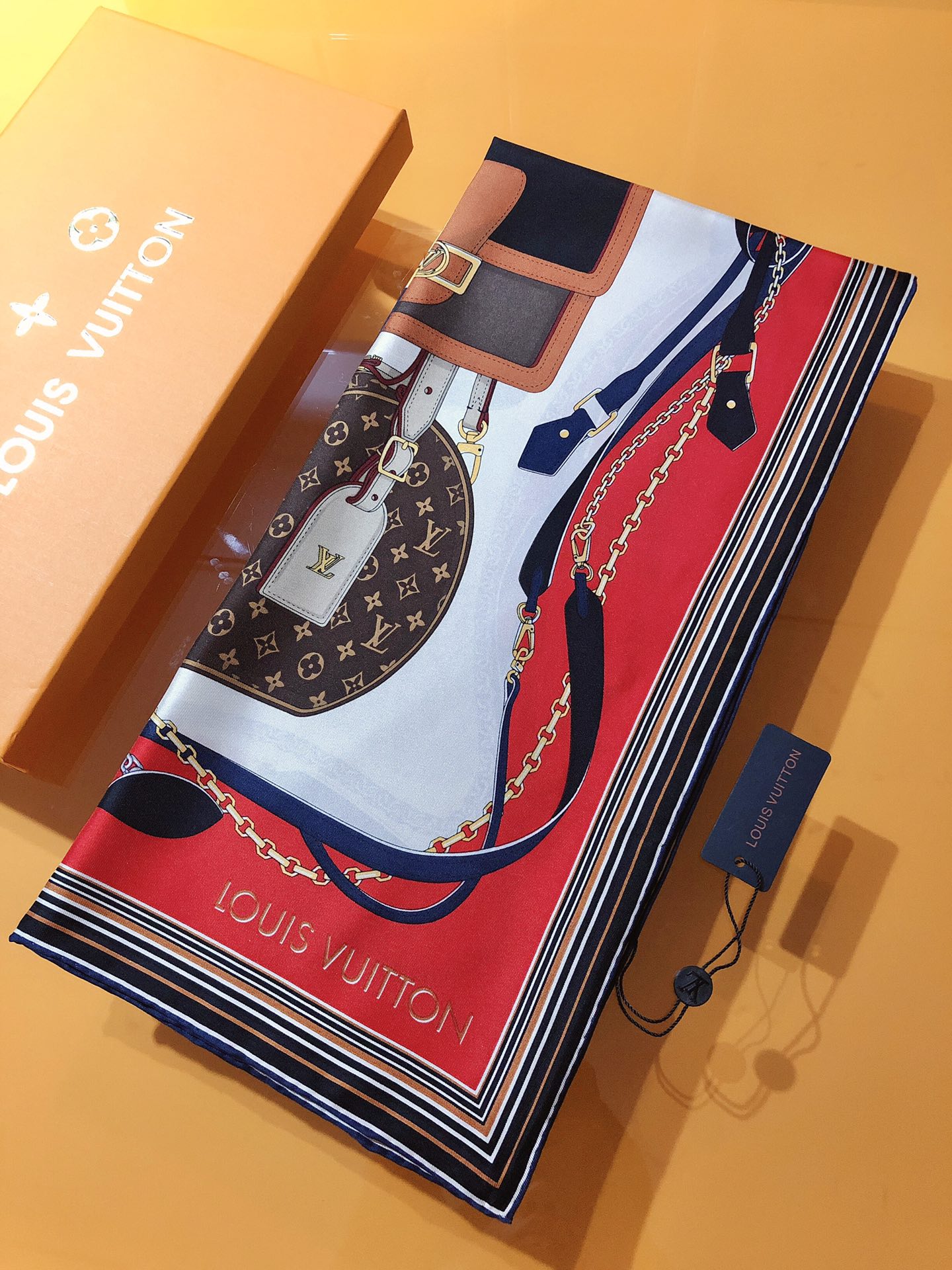 TREASURE Square Scarf mysite
