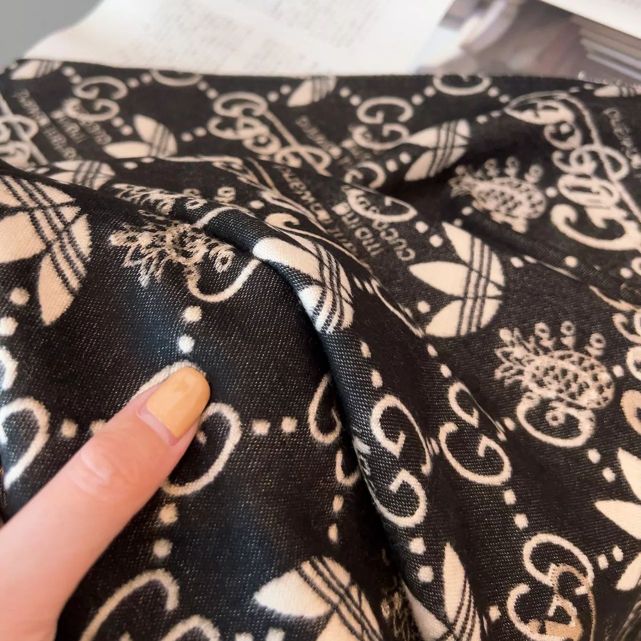 Ophidia Reversible Cashmere Scarf Shawl mysite