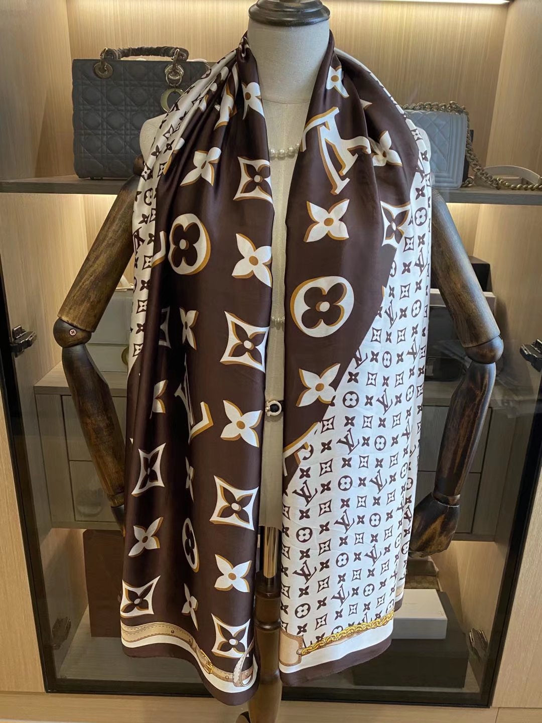 Four-leaf Clover Satin Scarf Shawl mysite