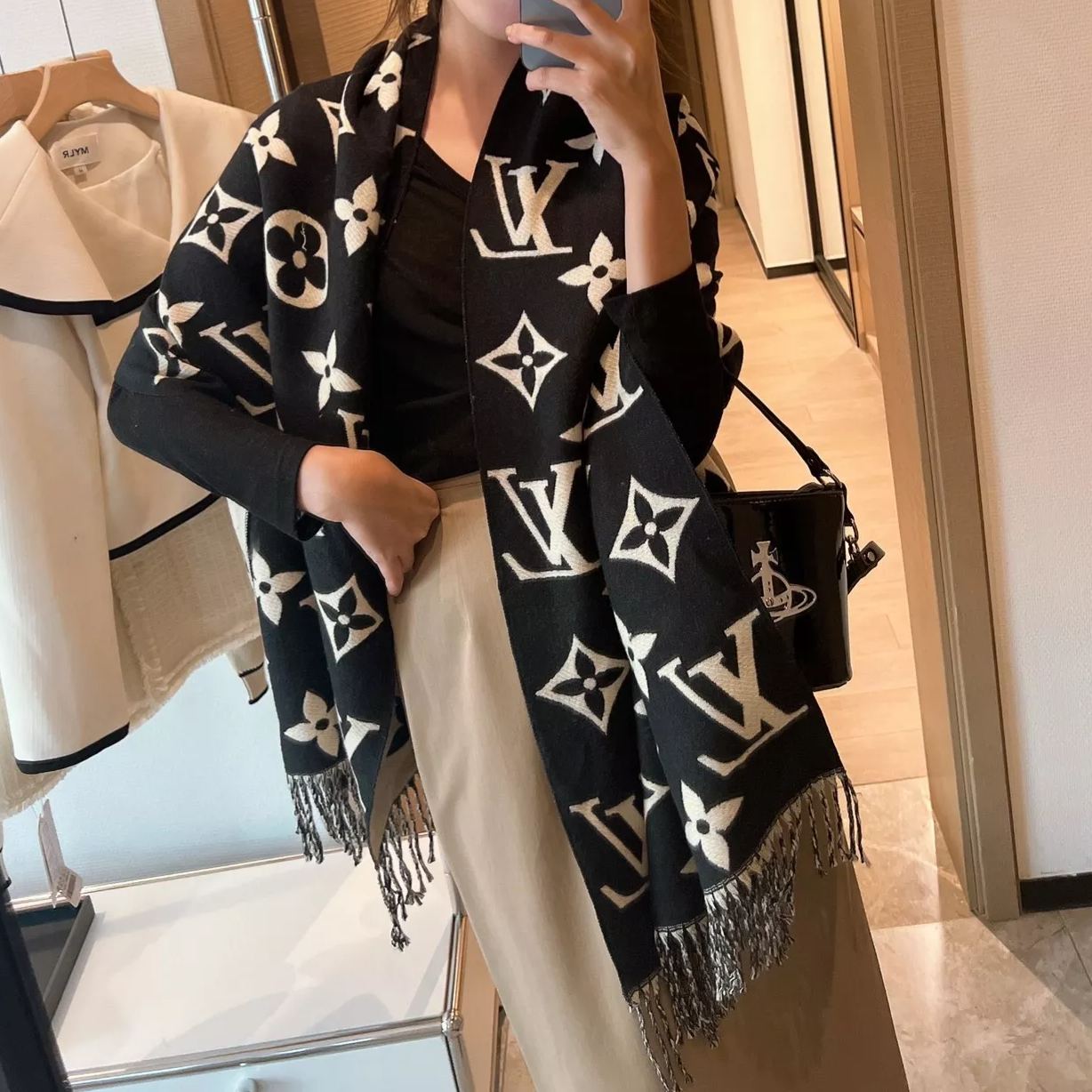 Simple Monogram Cashmere Fringed Scarf mysite