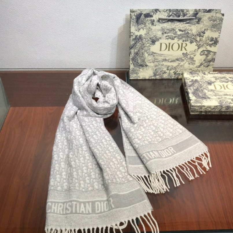Versatile Monogram Jacquard Fringe Scarf mysite