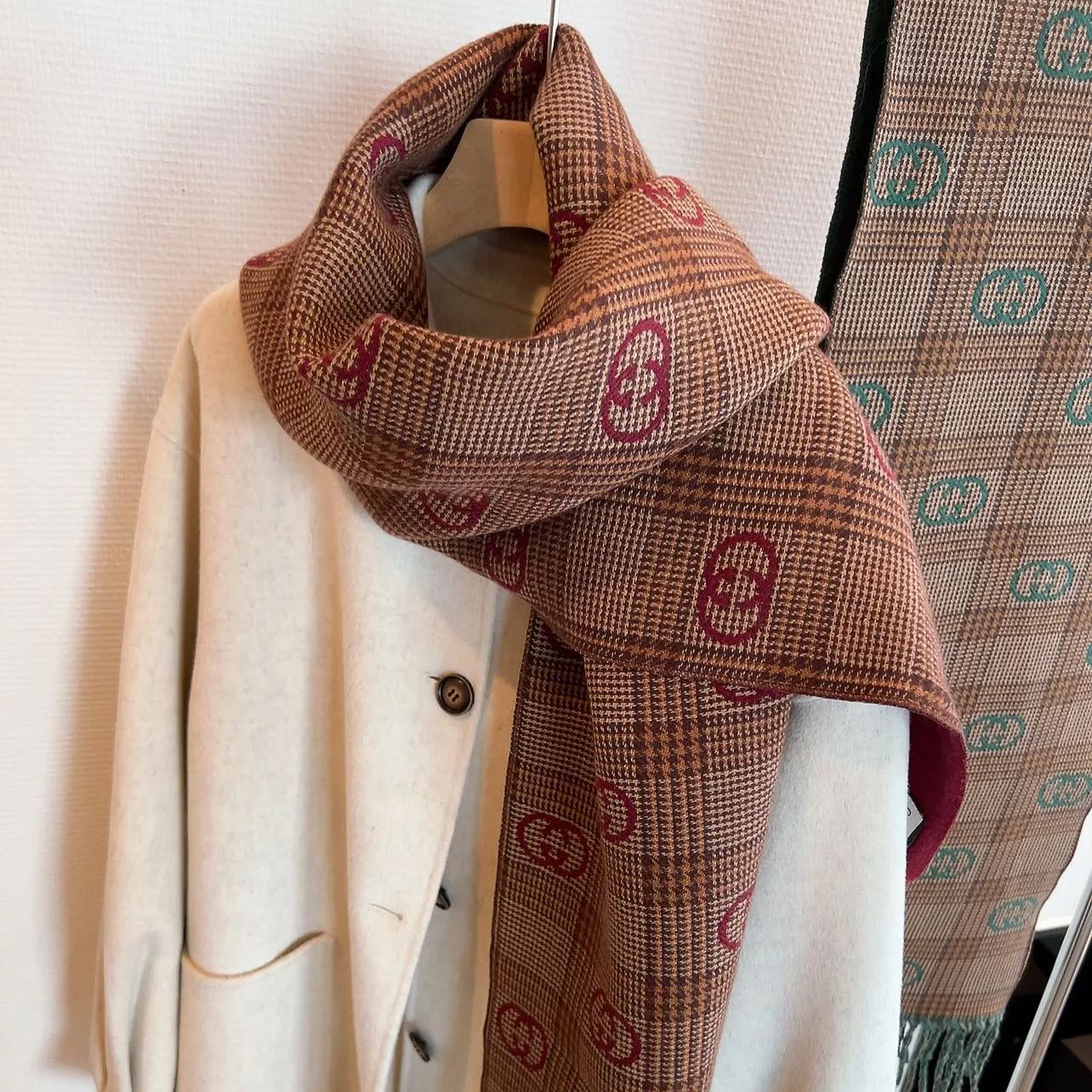 Premium Double-sided Cashmere Fringed Scarf mysite