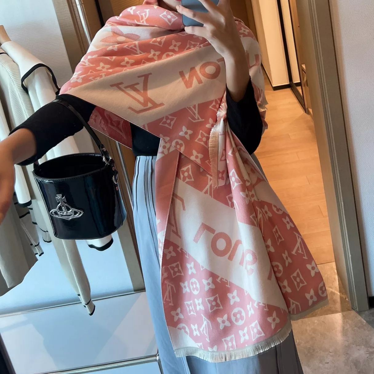 Versatile Logomania Cashmere Scarf Shawl mysite