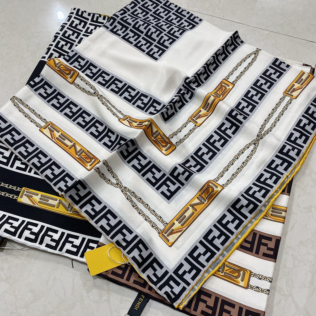 Chain Element Square Scarf mysite
