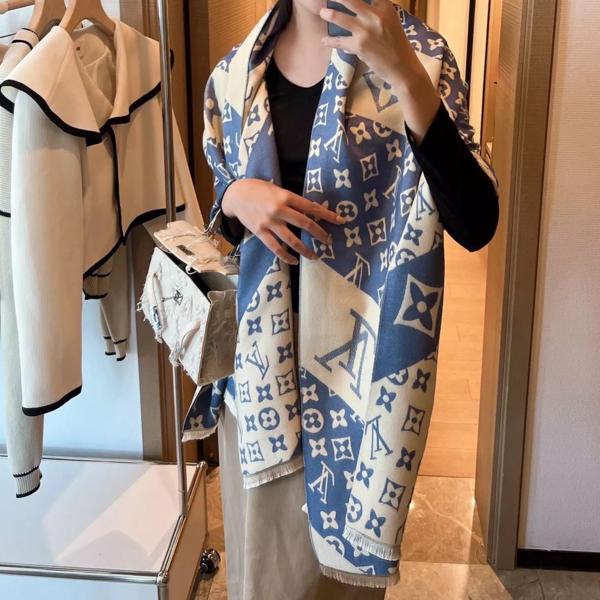 Versatile Logomania Cashmere Scarf Shawl mysite