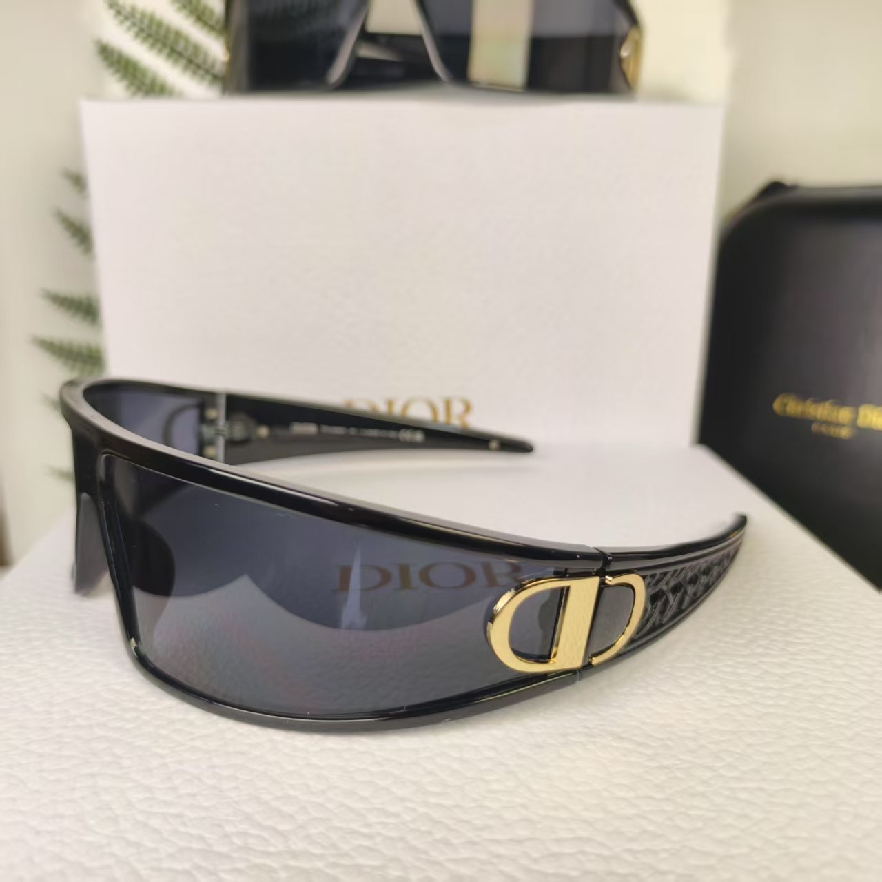 Luxury Large Frame Sunglasses Y-0882