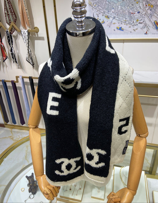 Alphanumeric pattern cashmere scarf mysite