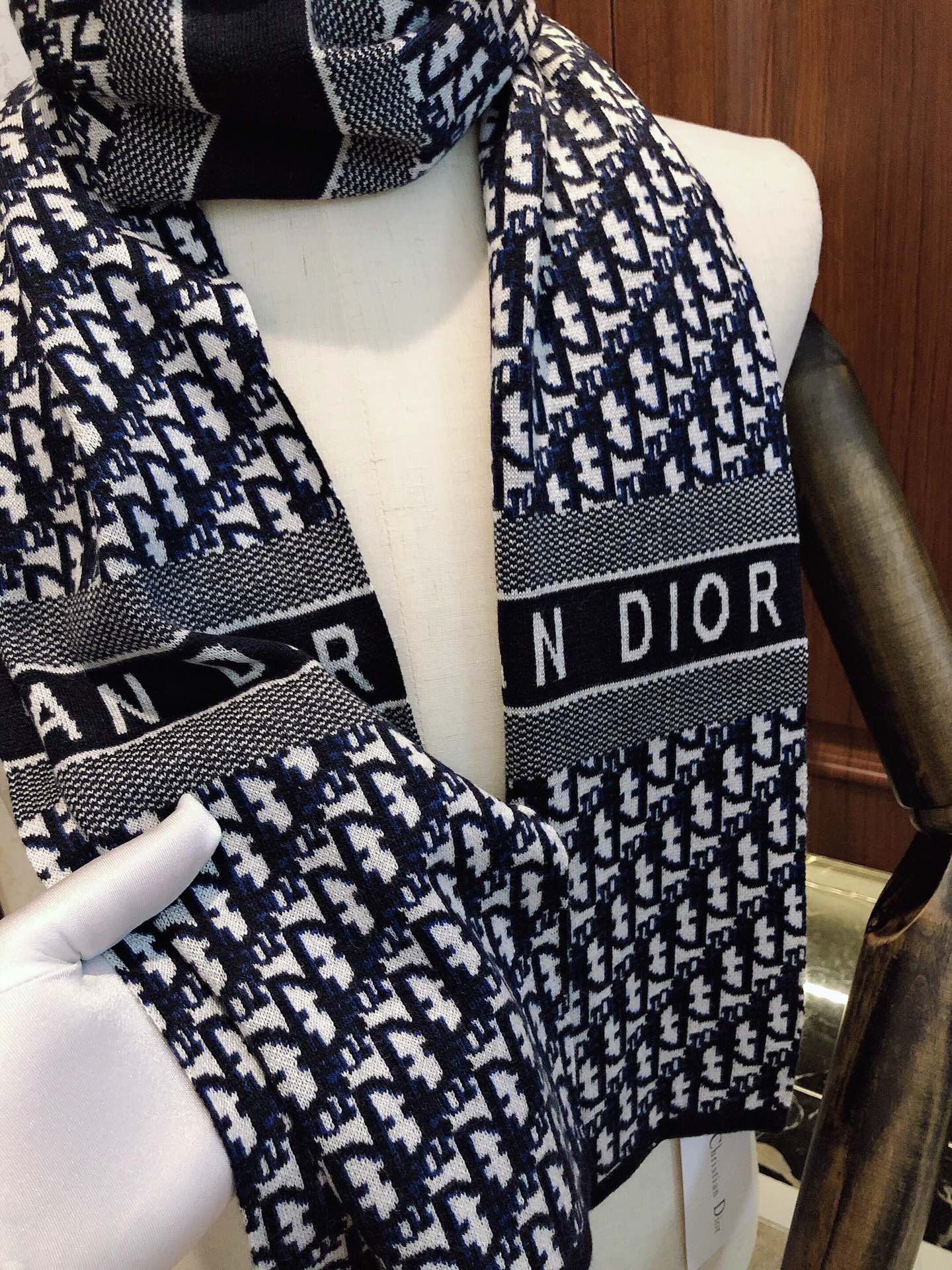 Printed cashmere knit scarf mysite