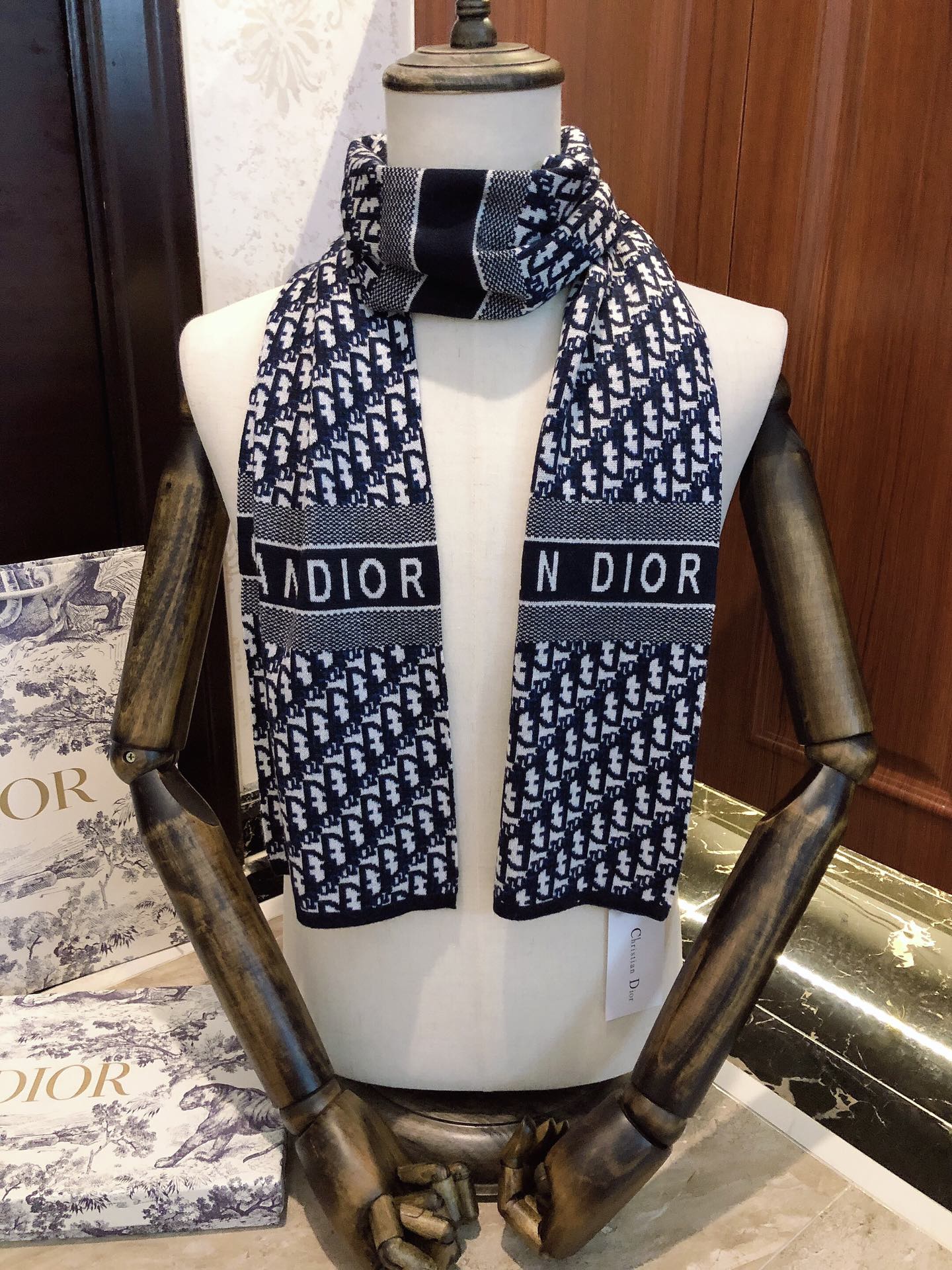 Printed cashmere knit scarf mysite