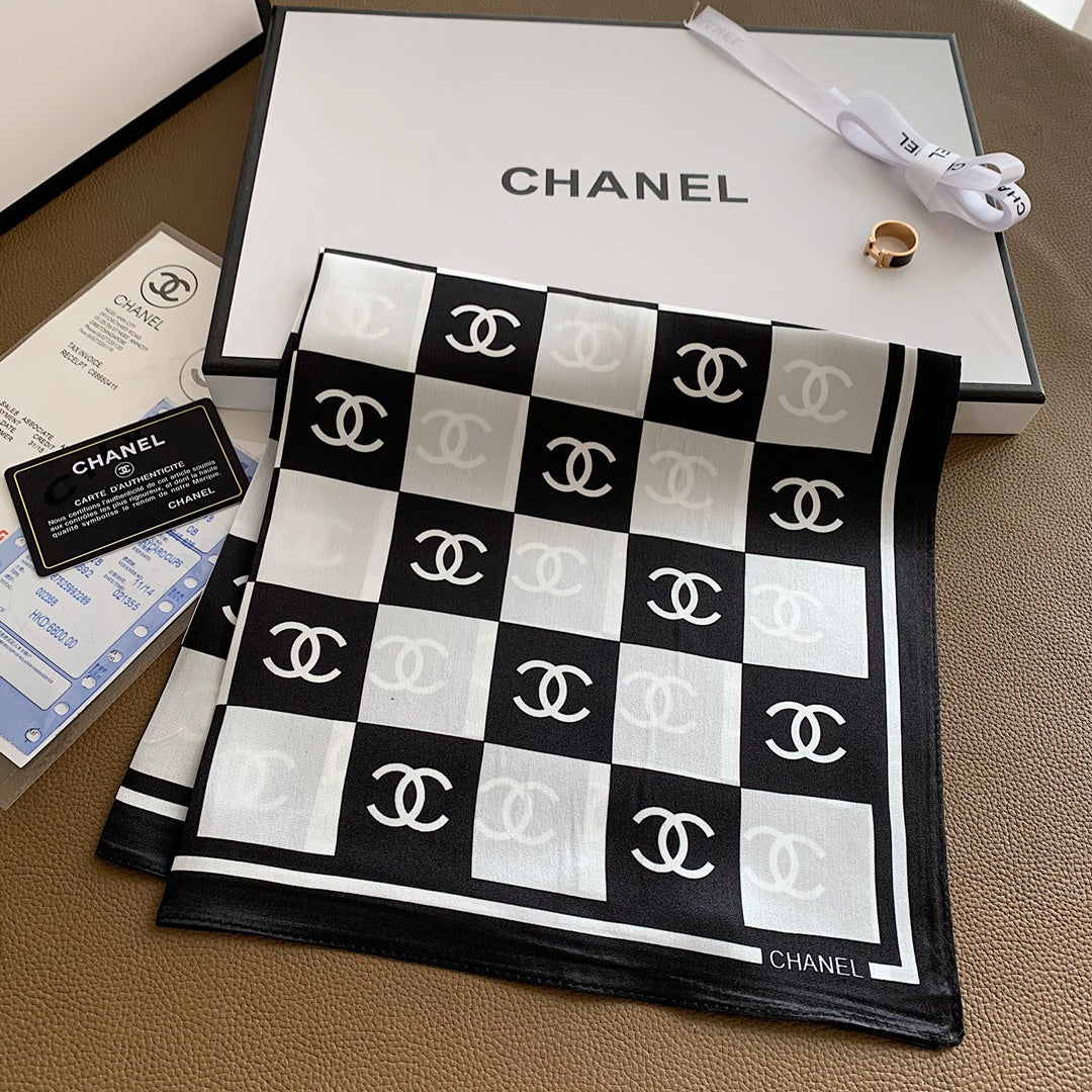 Elegant Square Scarf mysite