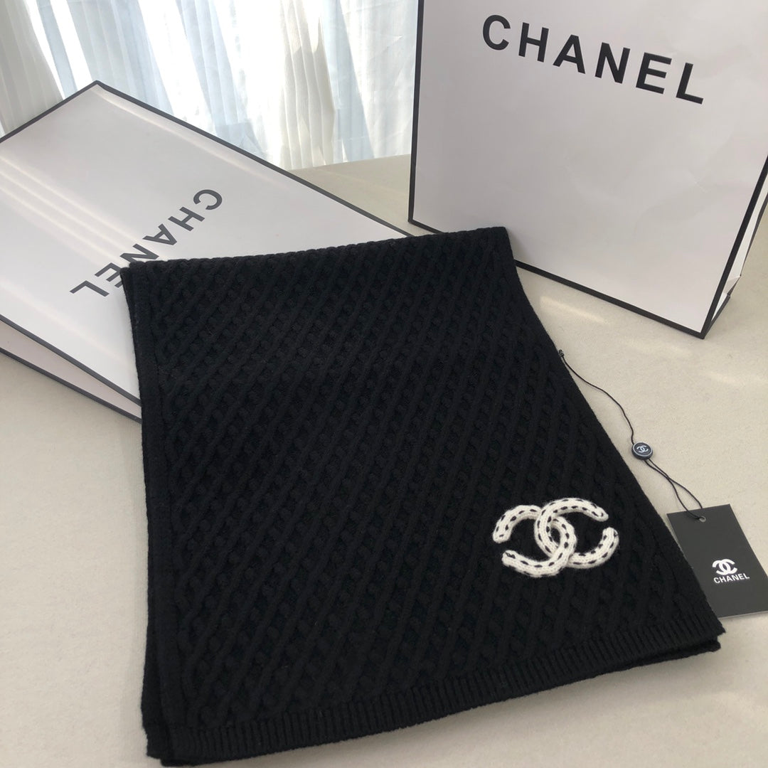 Knitted 100% cashmere scarf mysite