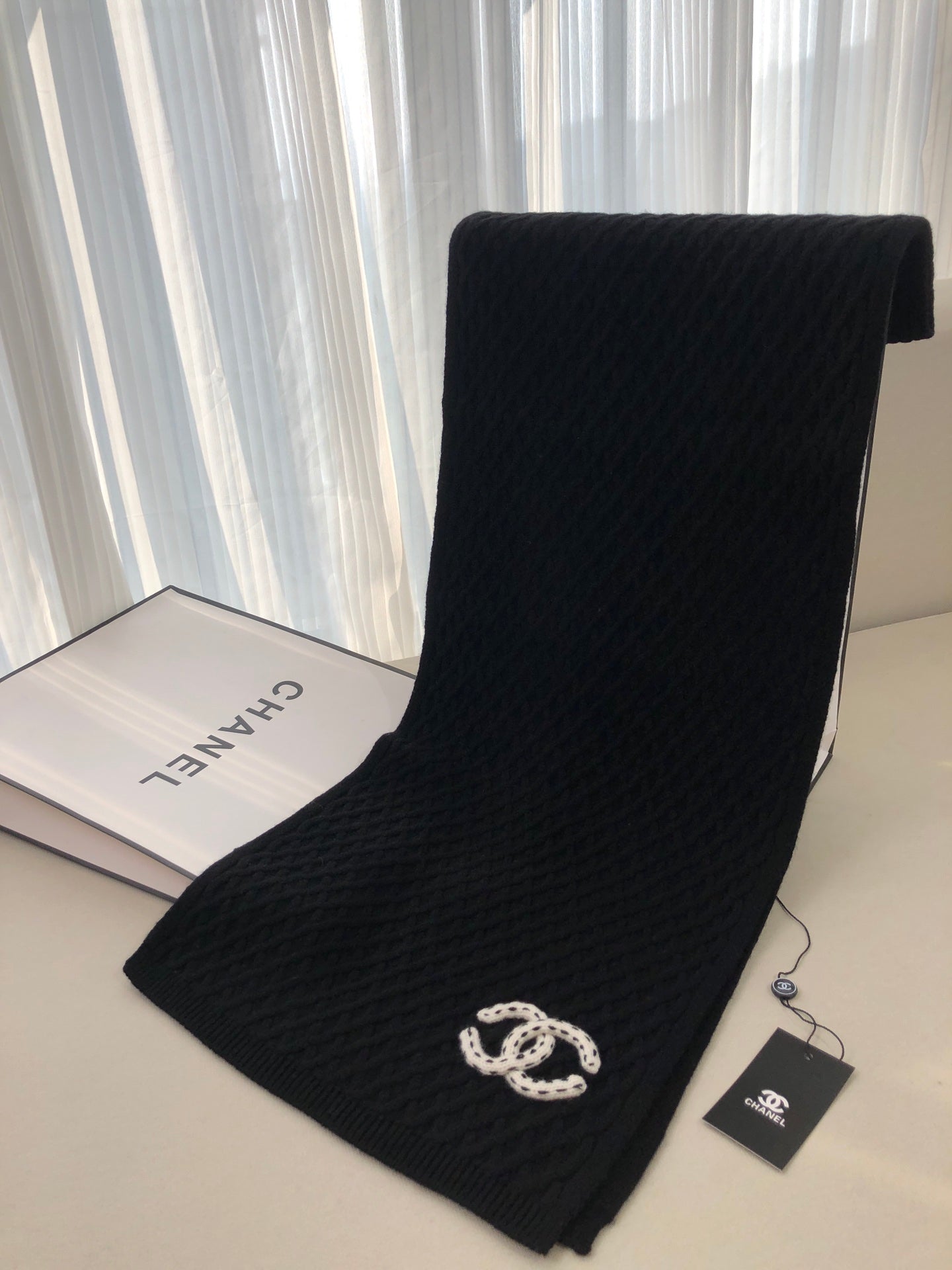 Knitted 100% cashmere scarf mysite