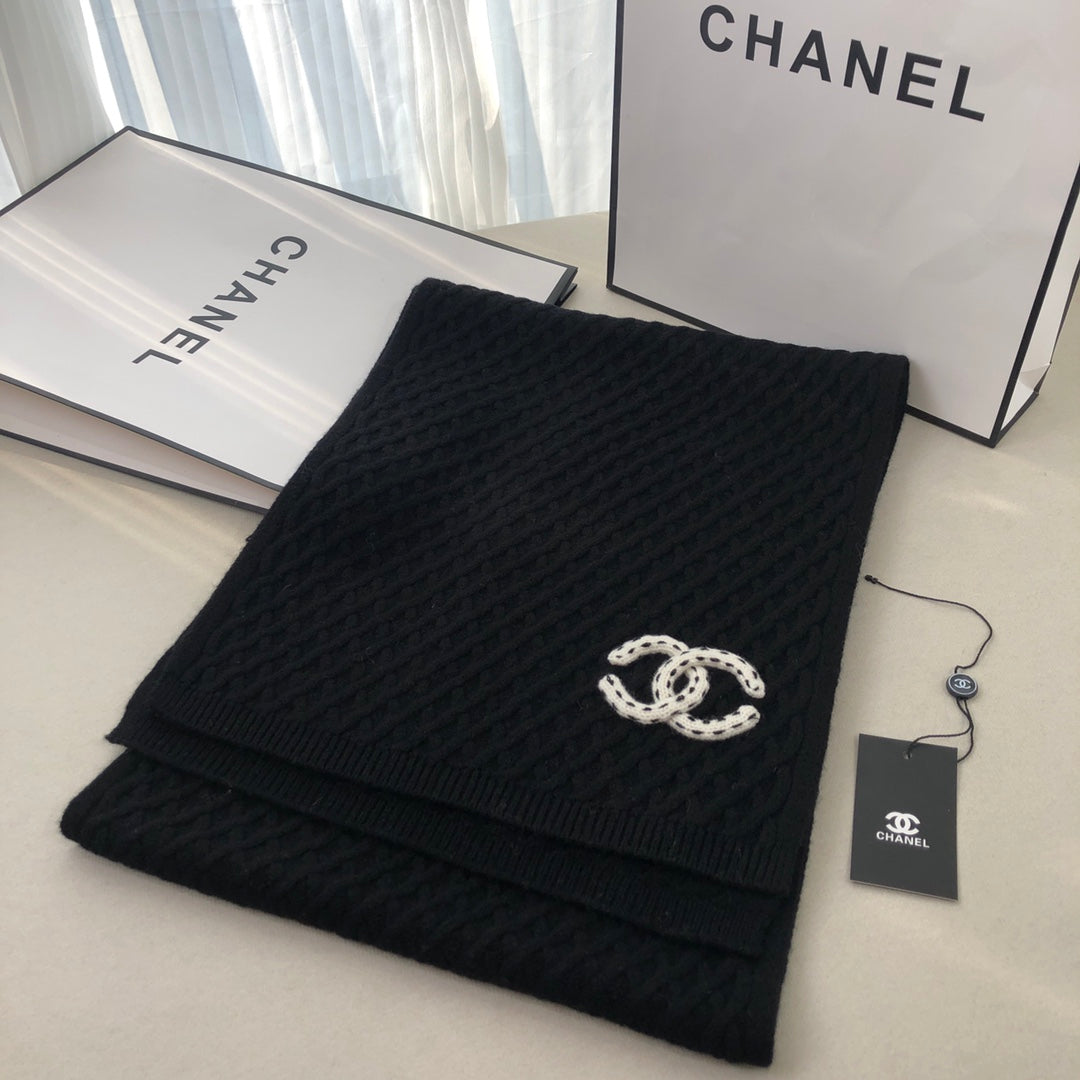 Knitted 100% cashmere scarf mysite