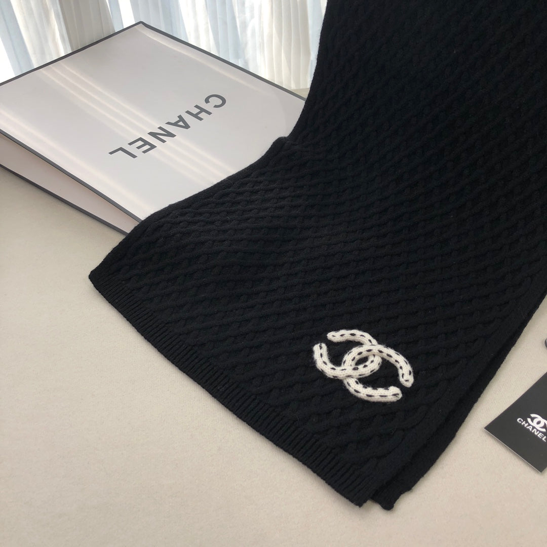 Knitted 100% cashmere scarf mysite