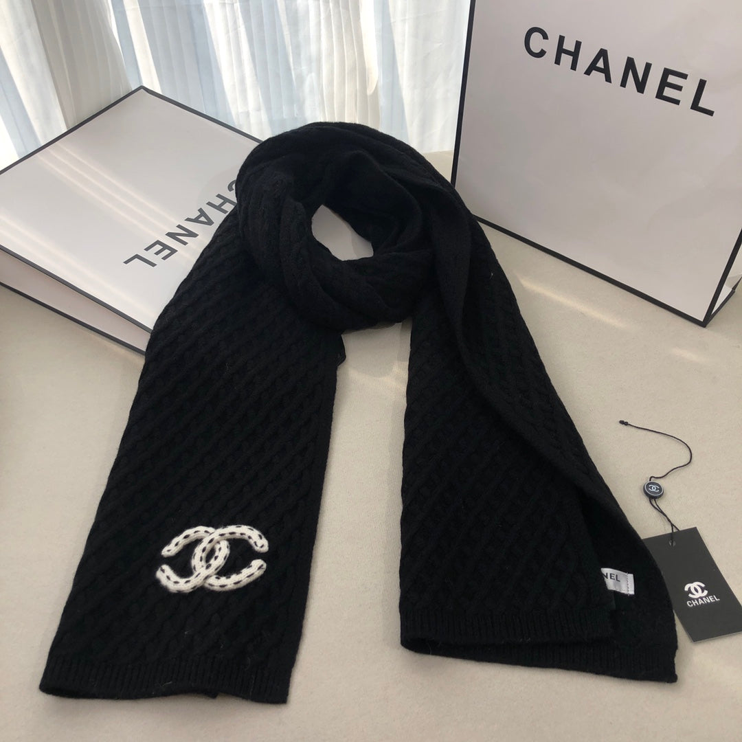 Knitted 100% cashmere scarf mysite