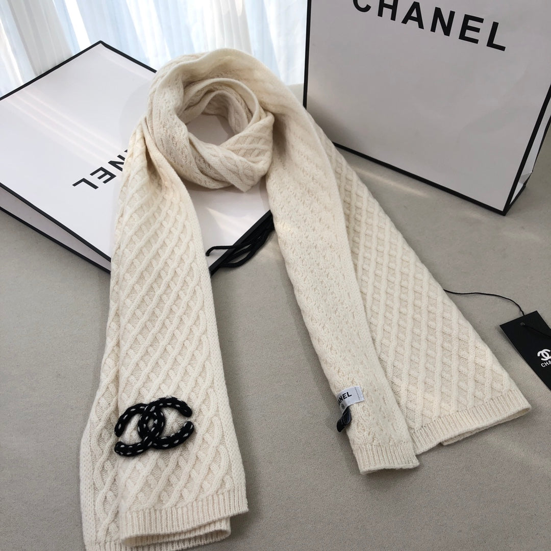 Knitted 100% cashmere scarf mysite