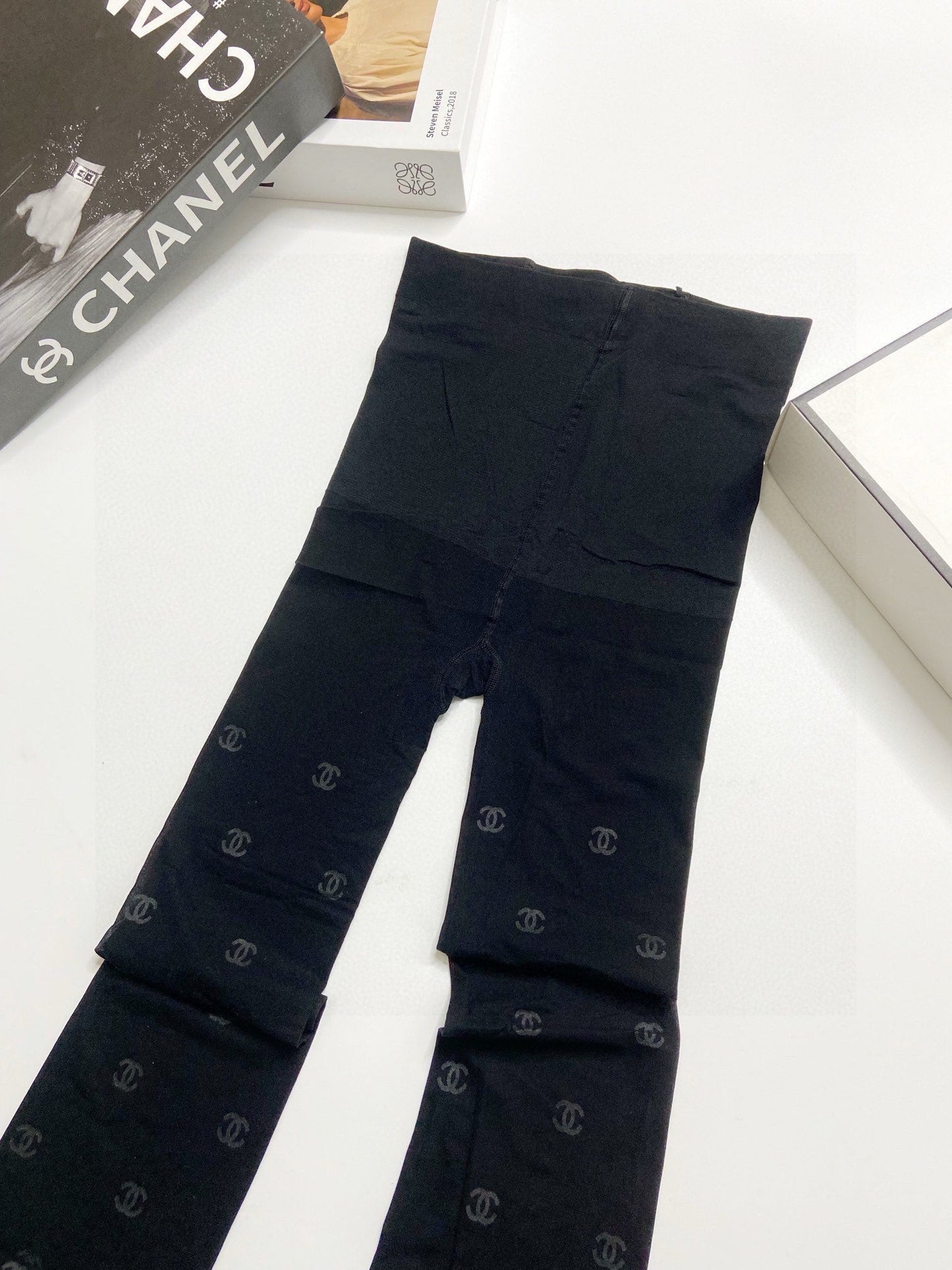 CC SHEER STOCKINGS 184468 (1 BOX) mysite