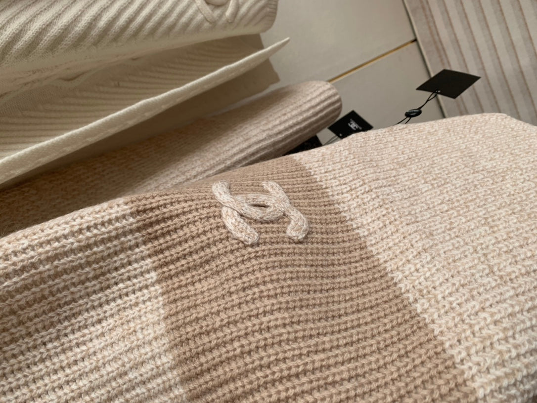 Knitted 100% cashmere scarf mysite