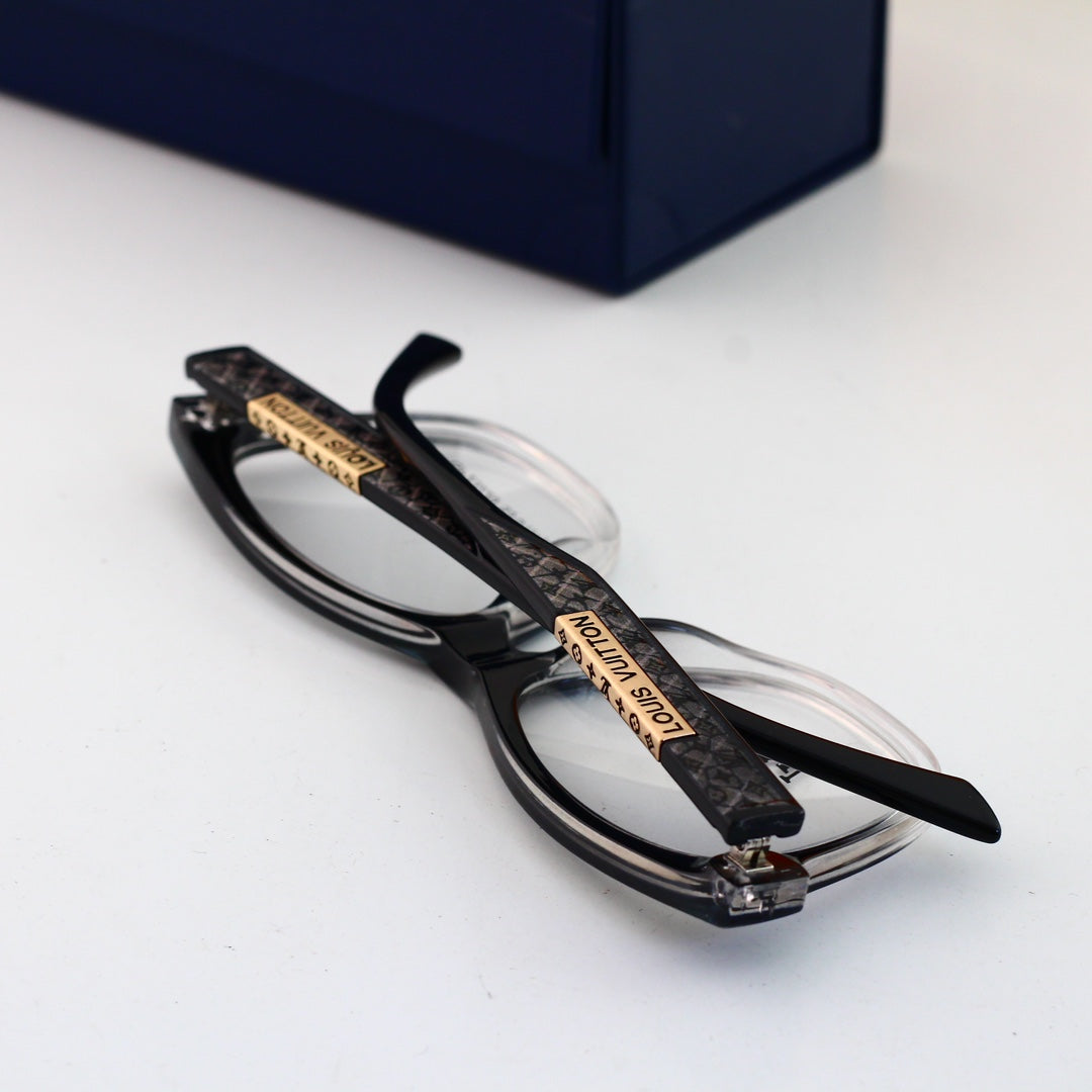 Vintage Embossed Frame Glasses mysite