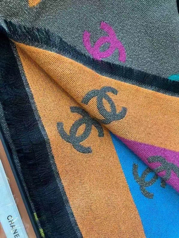 Fashionable rainbow scarf mysite