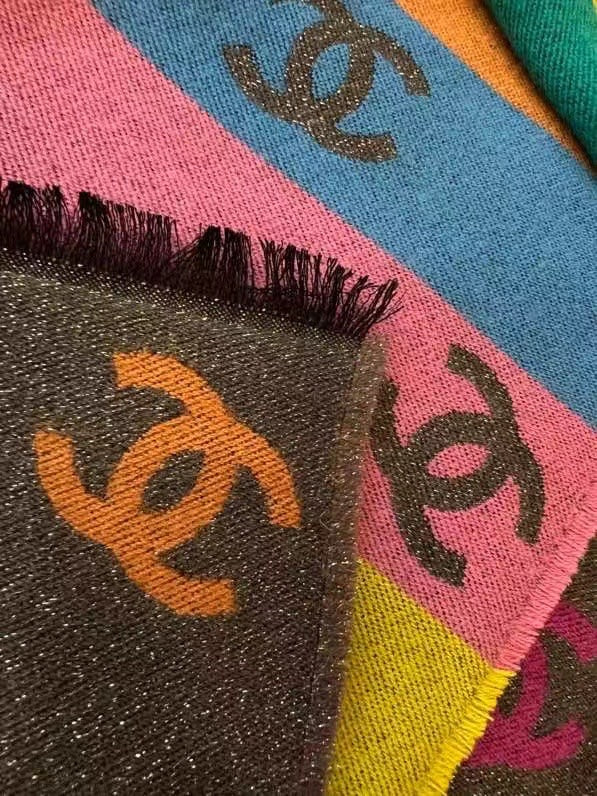 Fashionable rainbow scarf mysite