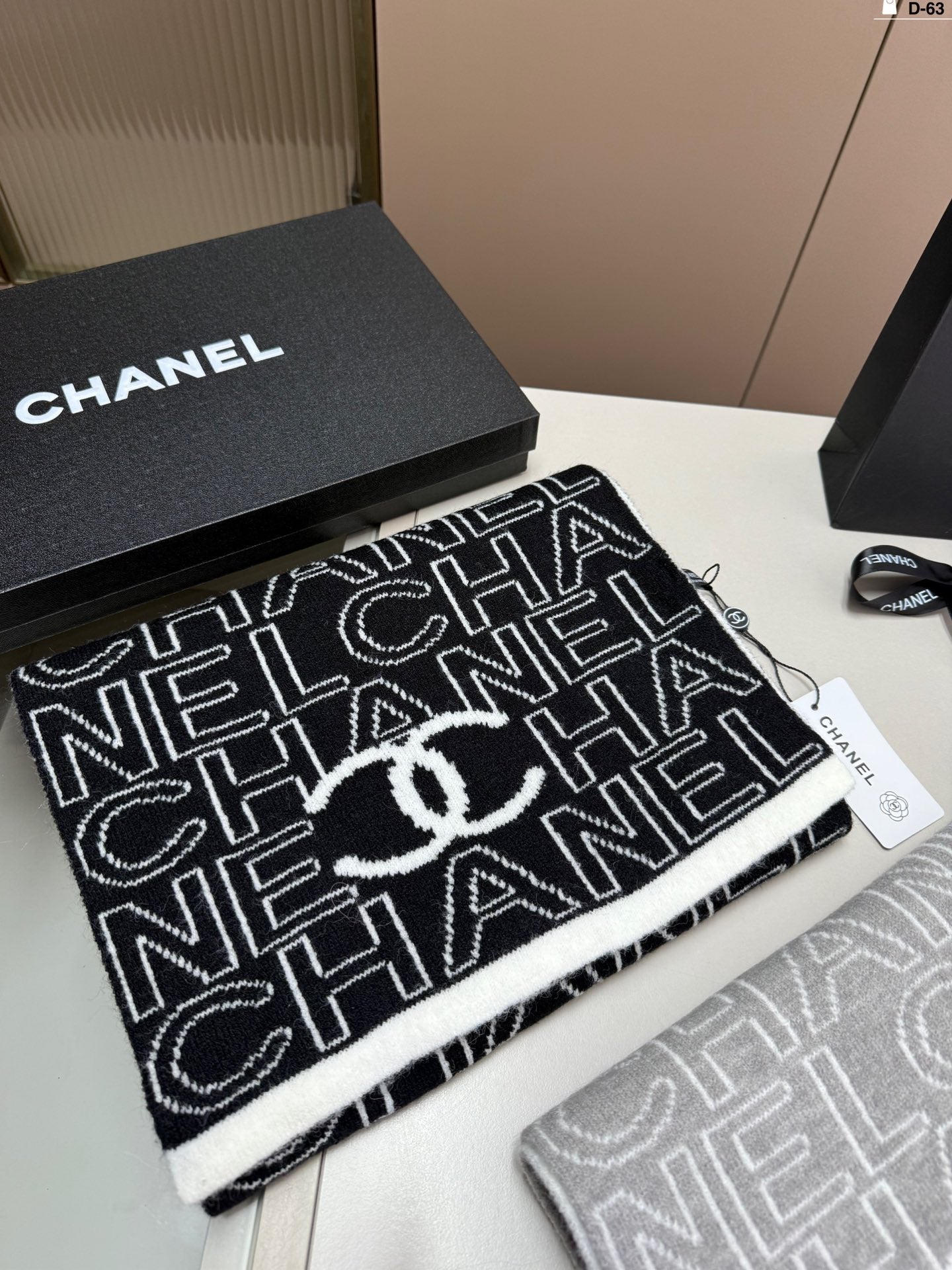Elegant 100% cashmere scarf mysite