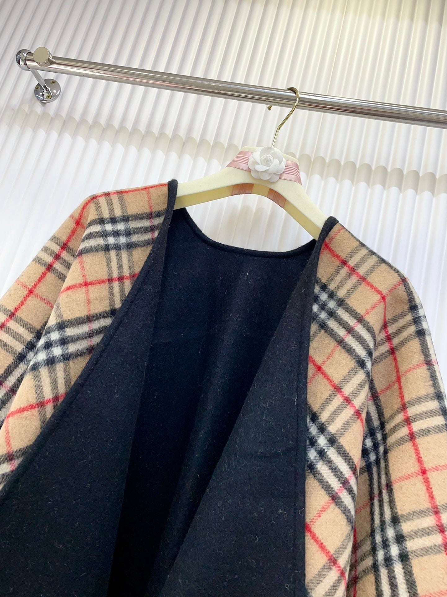 Reversible Black Vintage Plaid Cape mysite