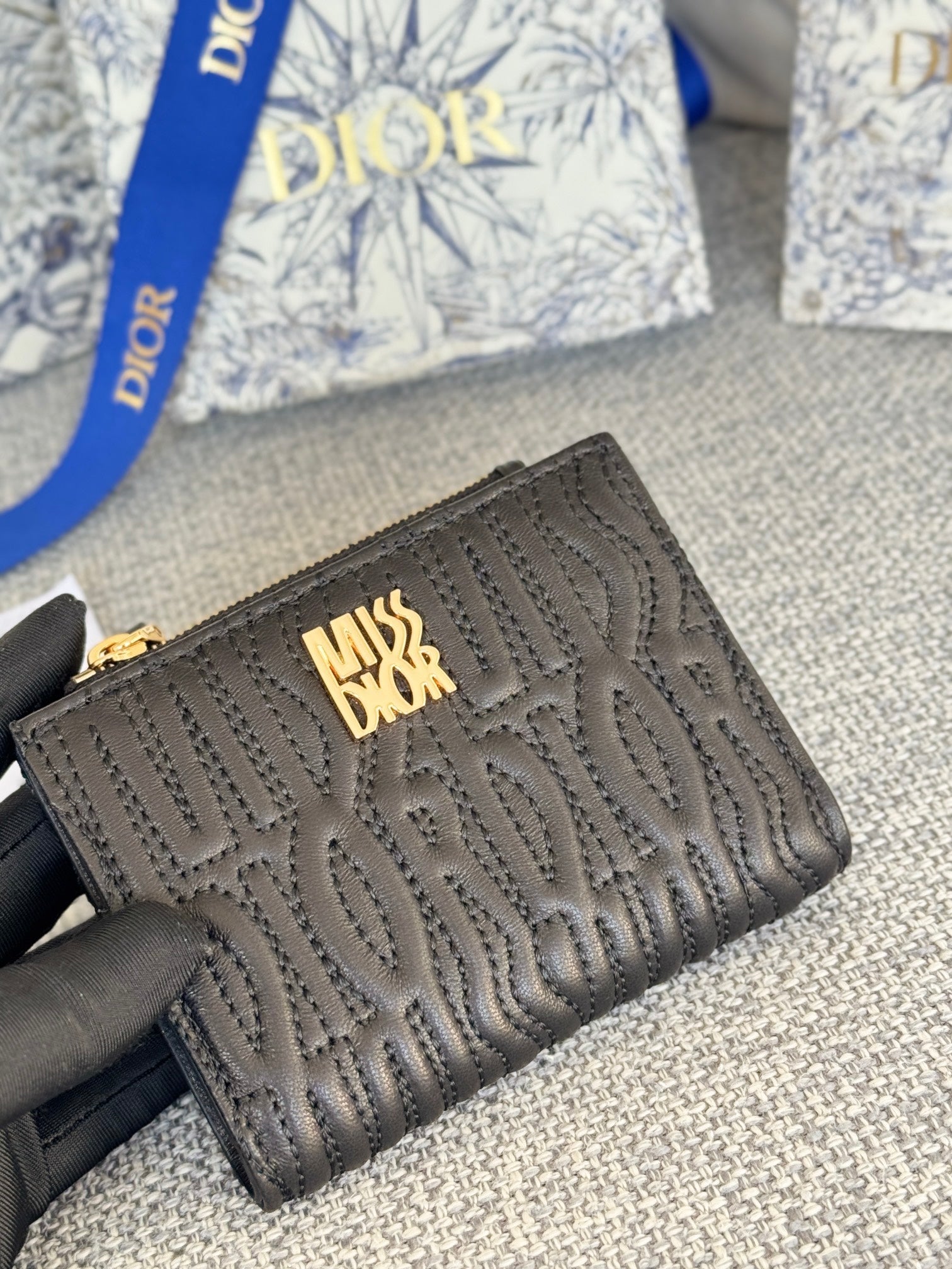 CD Miss Dior Freesia Zipper Wallet Lambskin mysite