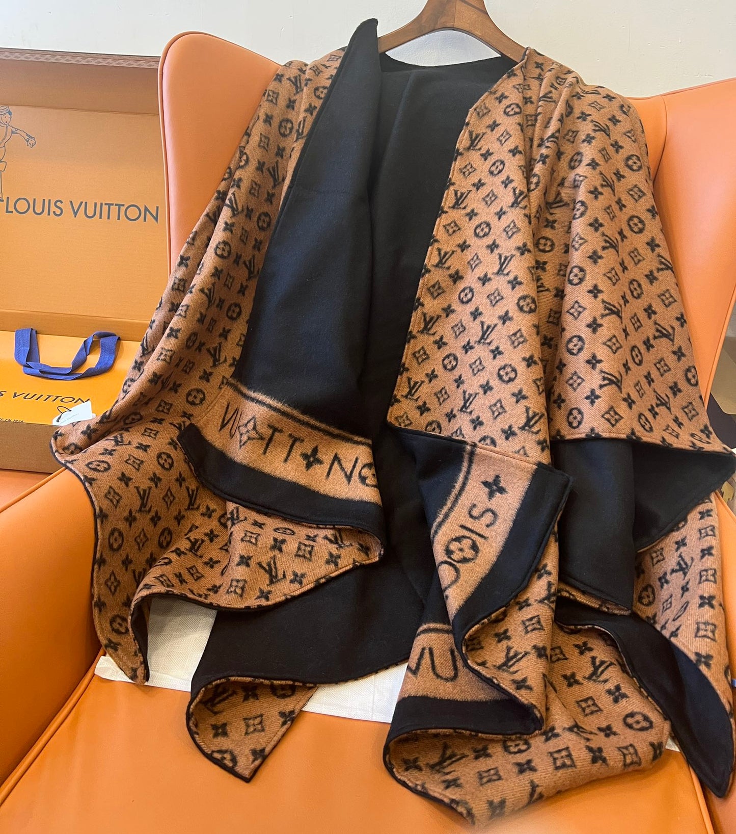 Vintage Cashmere Embossed Poncho mysite