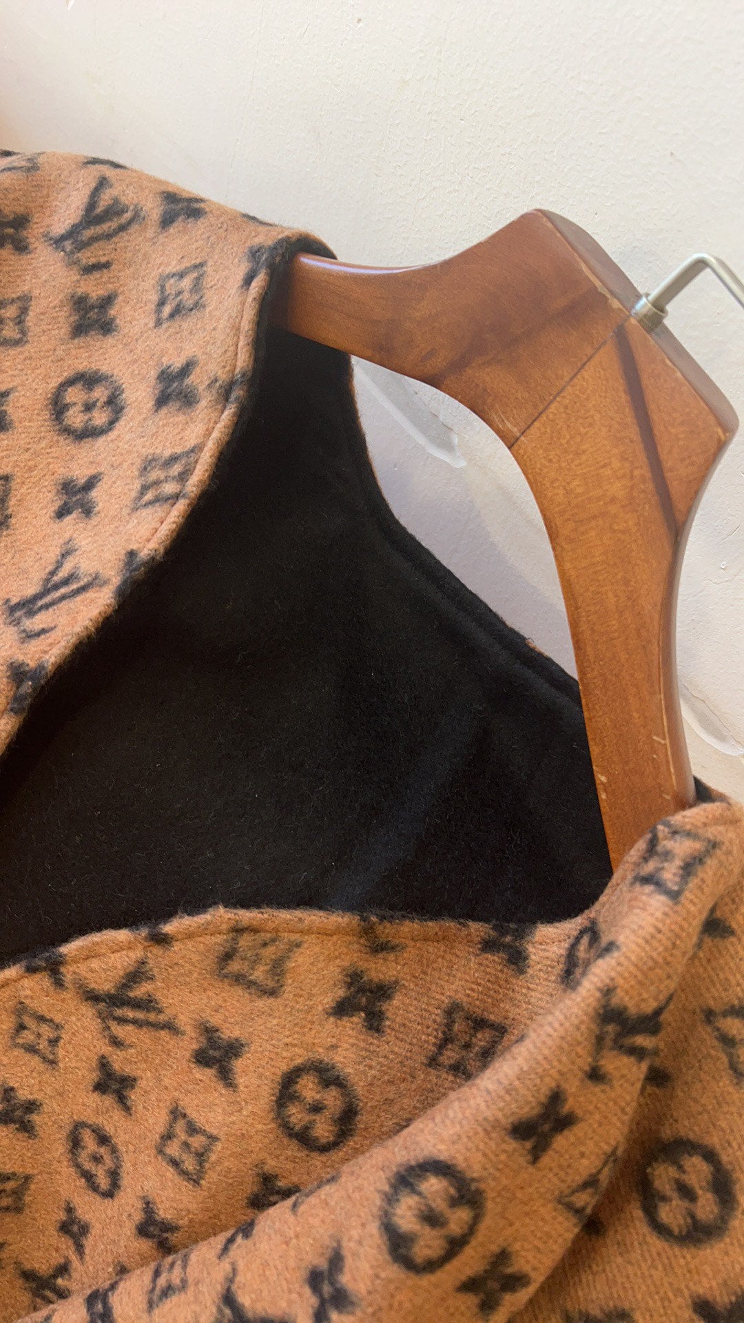 Vintage Cashmere Embossed Poncho mysite