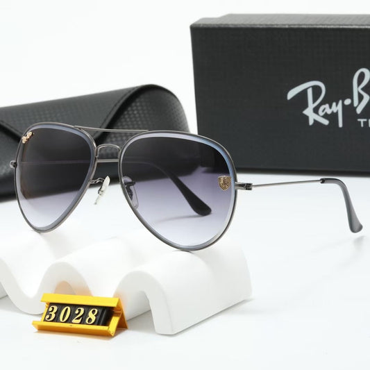 Fashion hot 8 color sunglasses 3028 mysite