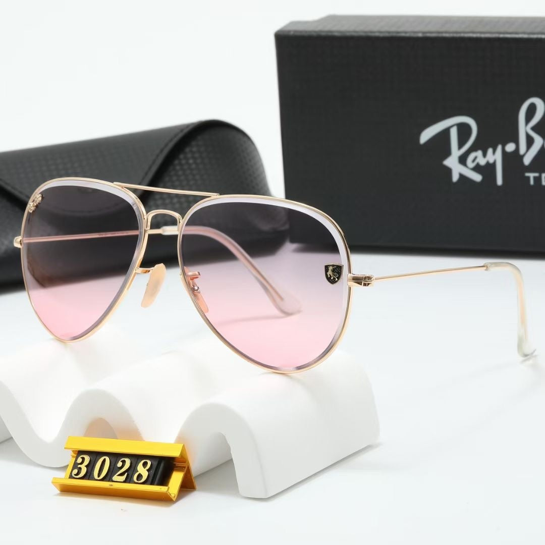 Fashion hot 8 color sunglasses 3028 mysite