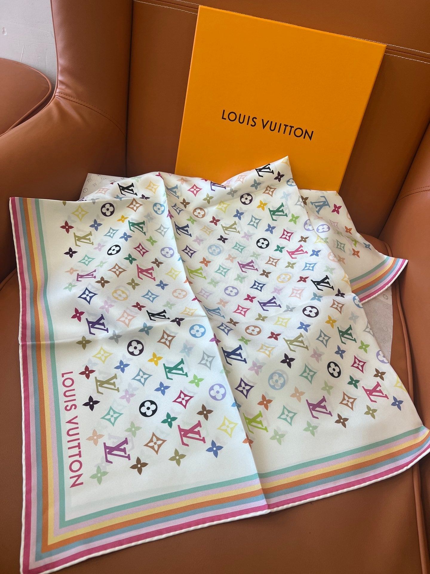 Colorful printed square silk scarf mysite
