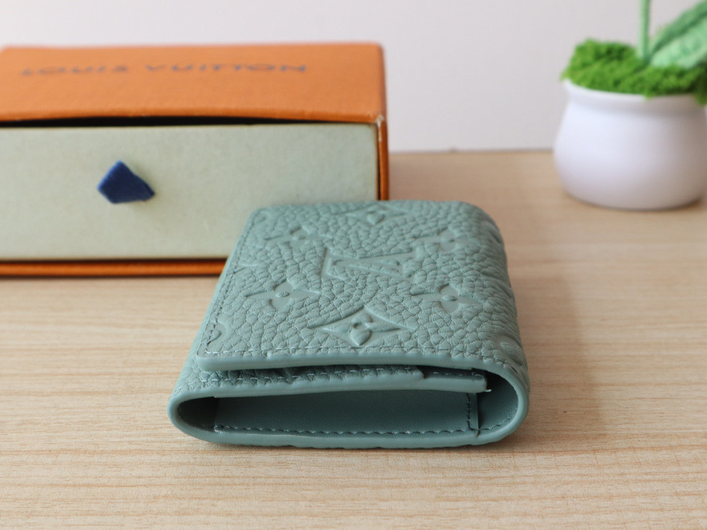 LV Envelope Business Card Holder Monogram Grained Taurillon Cowhide mysite