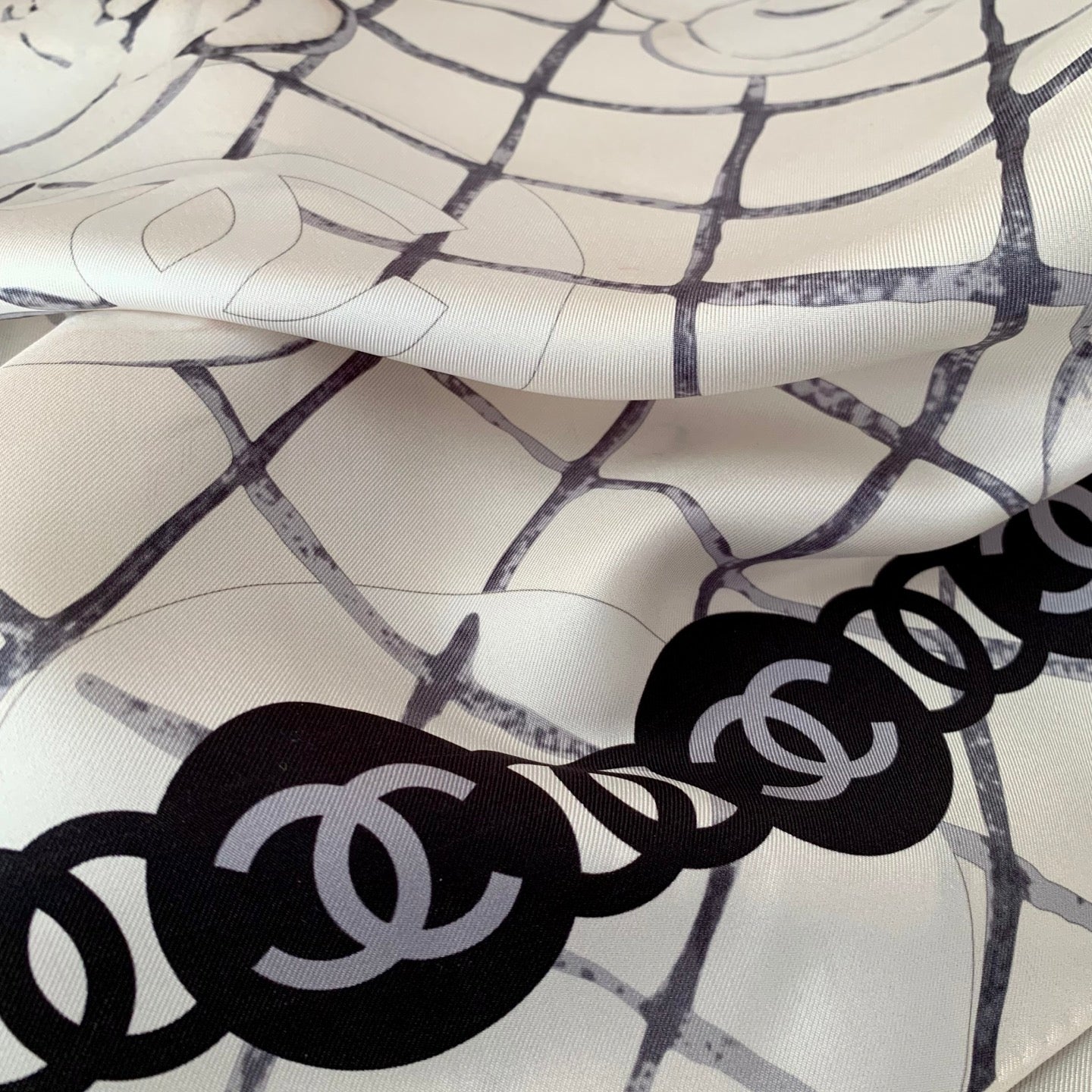 Camellia silk square scarf mysite