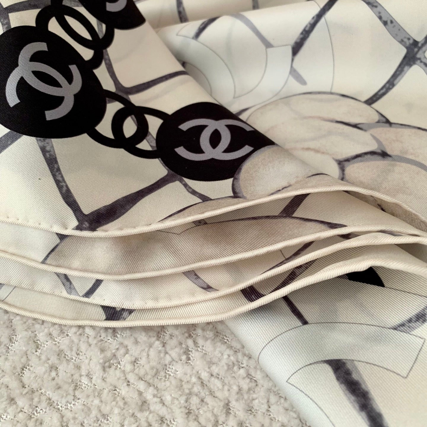 Camellia silk square scarf mysite