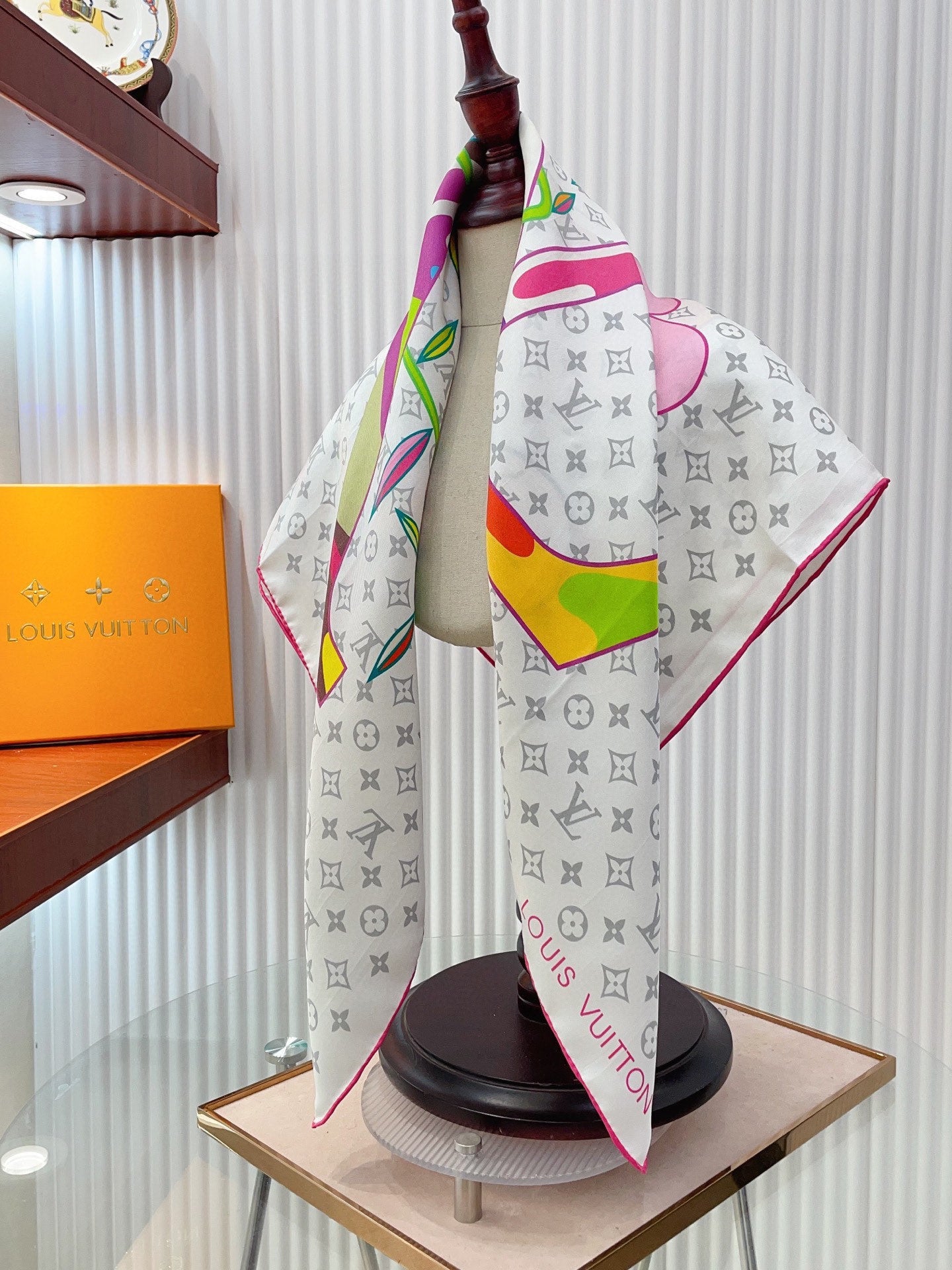 Sunflower print square silk scarf mysite