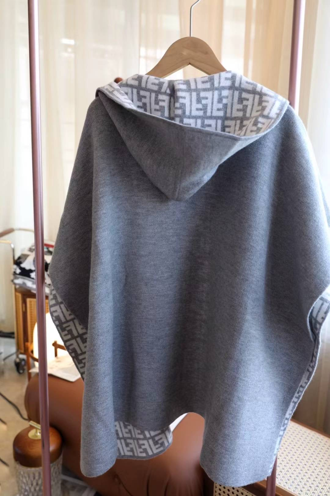 Gray Cashmere Hooded Poncho mysite
