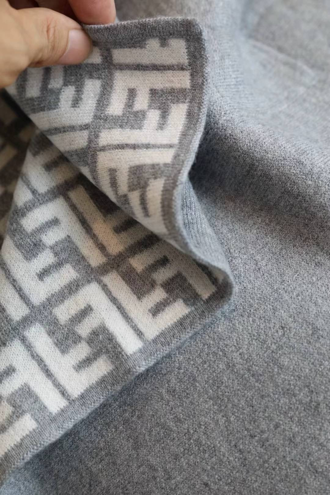 Gray Cashmere Hooded Poncho mysite