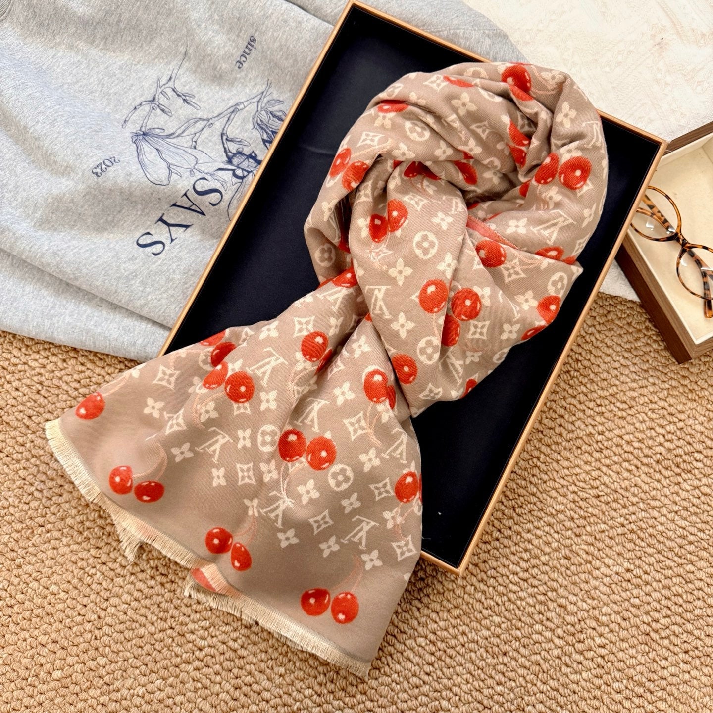 Soft cashmere cherry scarf mysite
