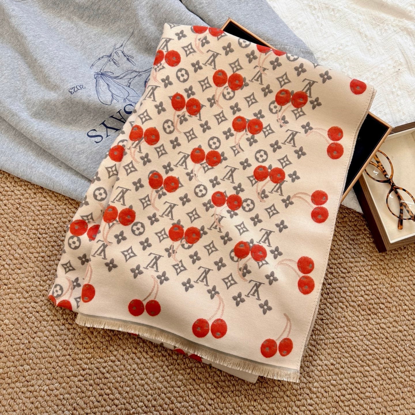 Soft cashmere cherry scarf mysite