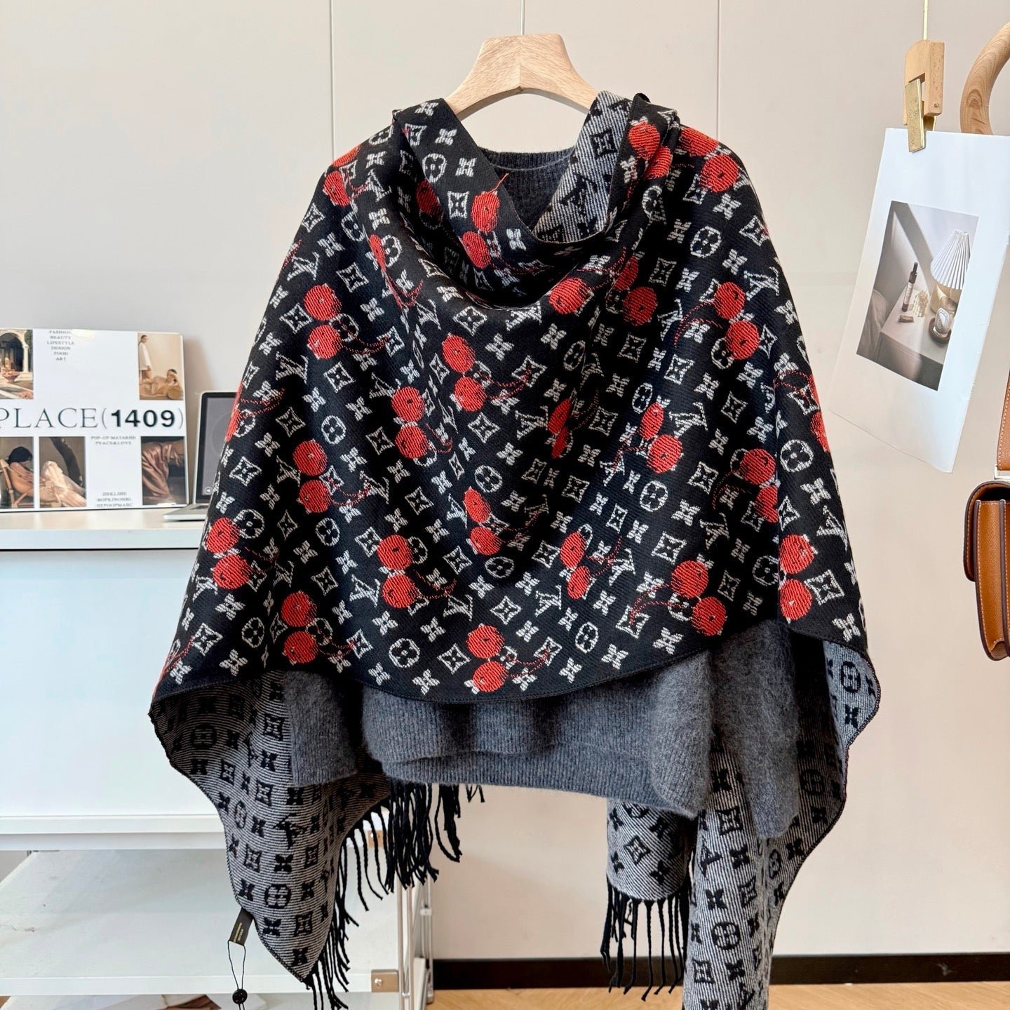 Cherry Embossed Scarf mysite