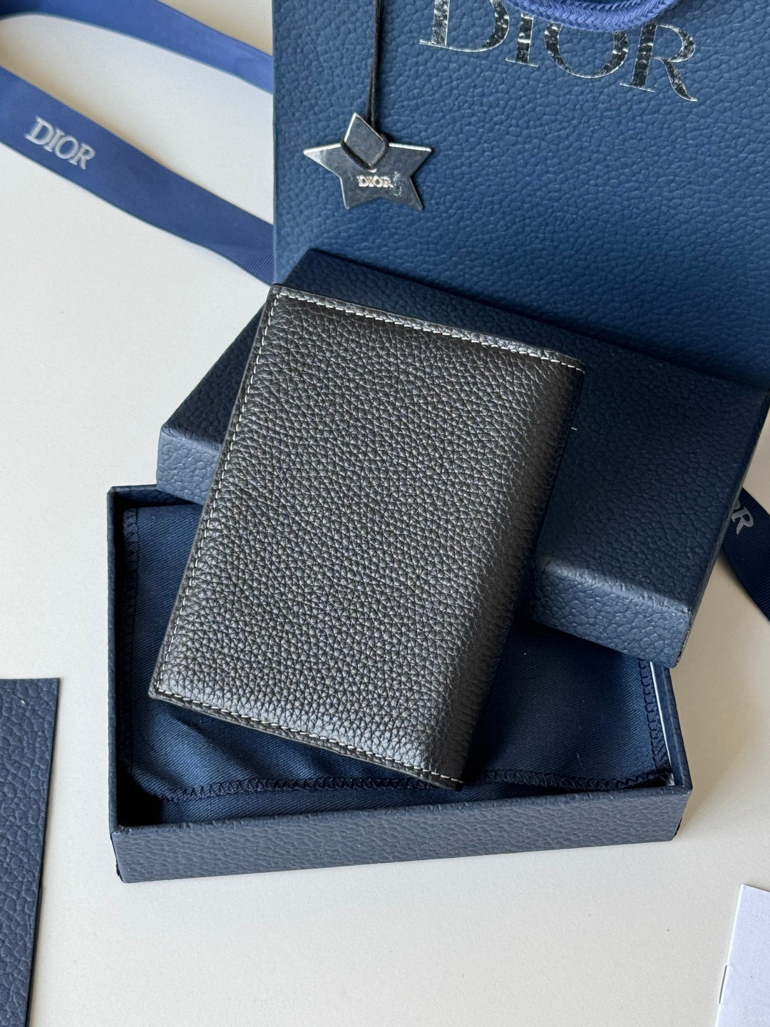 CD Saddle Passport Black Cowhide mysite