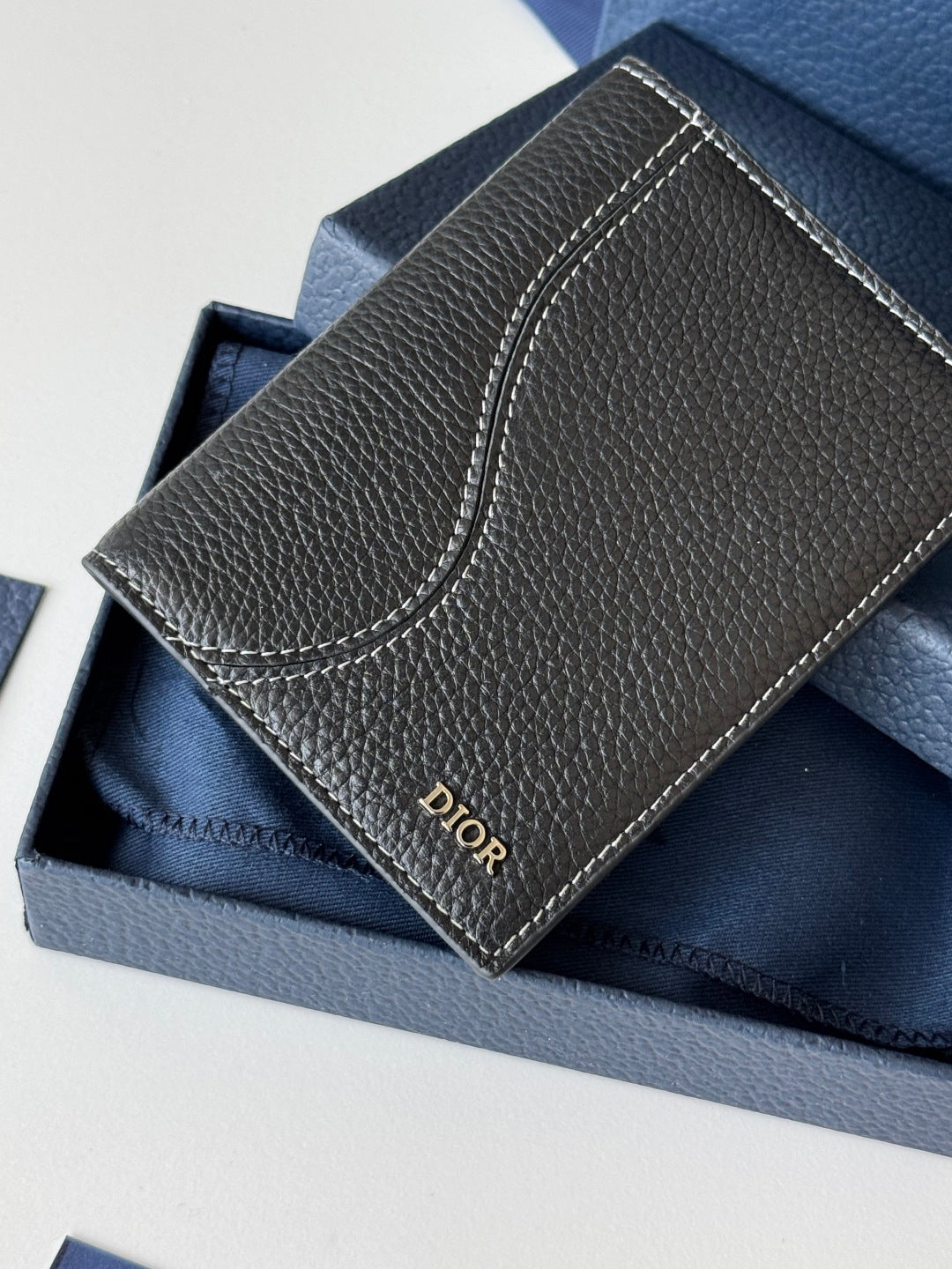 CD Saddle Passport Black Cowhide mysite