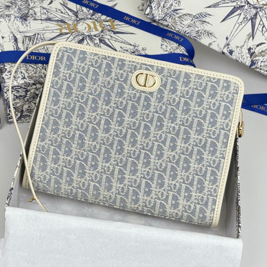 CD 30 Montaigne Dea Pouch 26cm White Blue Jacquard 258615 mysite