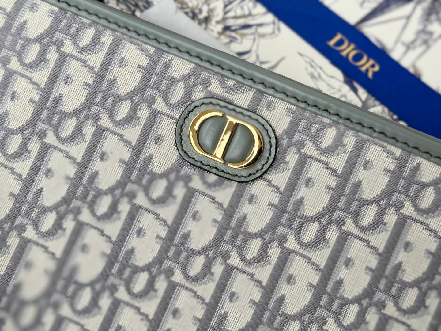 CD 30 Montaigne Dea Pouch 26cm Grayish Jacquard 258617 mysite