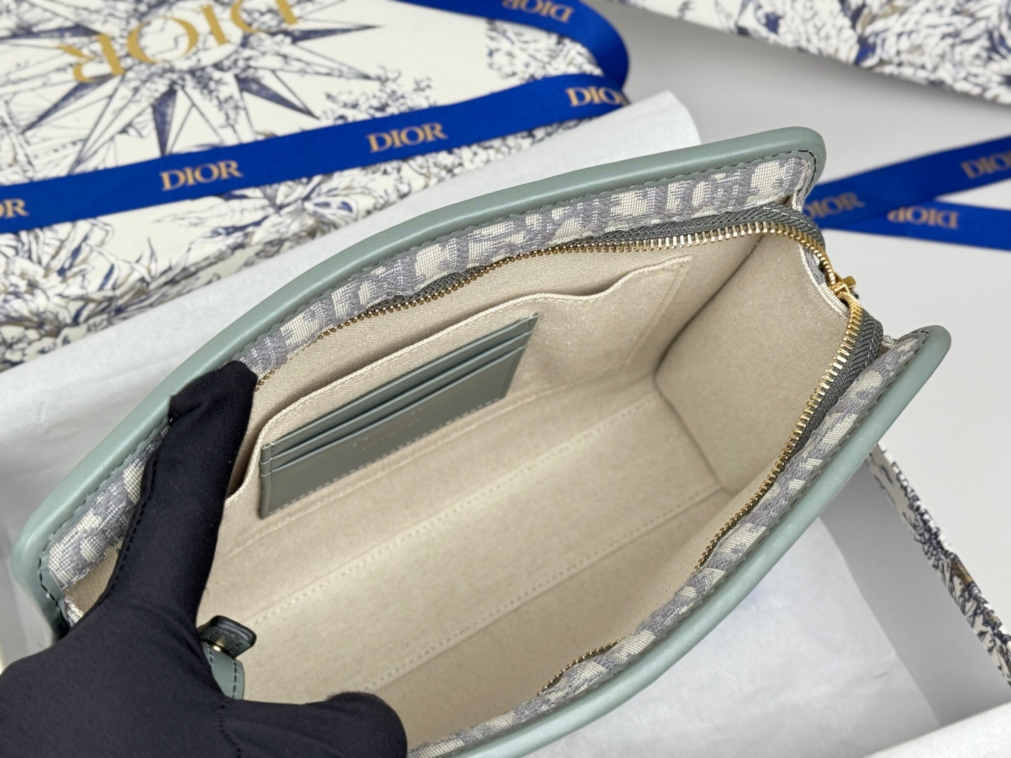 CD 30 Montaigne Dea Pouch 26cm Grayish Jacquard 258617 mysite